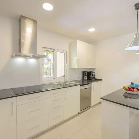 וילה Biel פוינסה